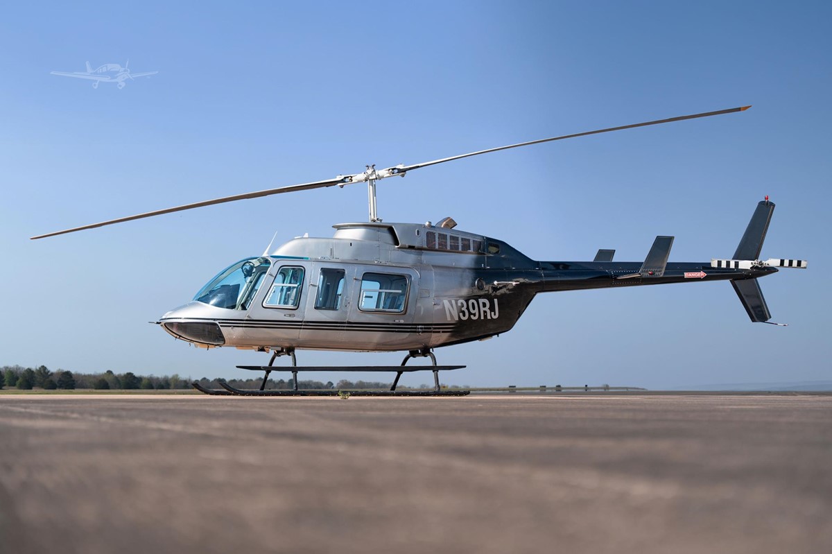 1990 BELL 206L-3 — photo 2