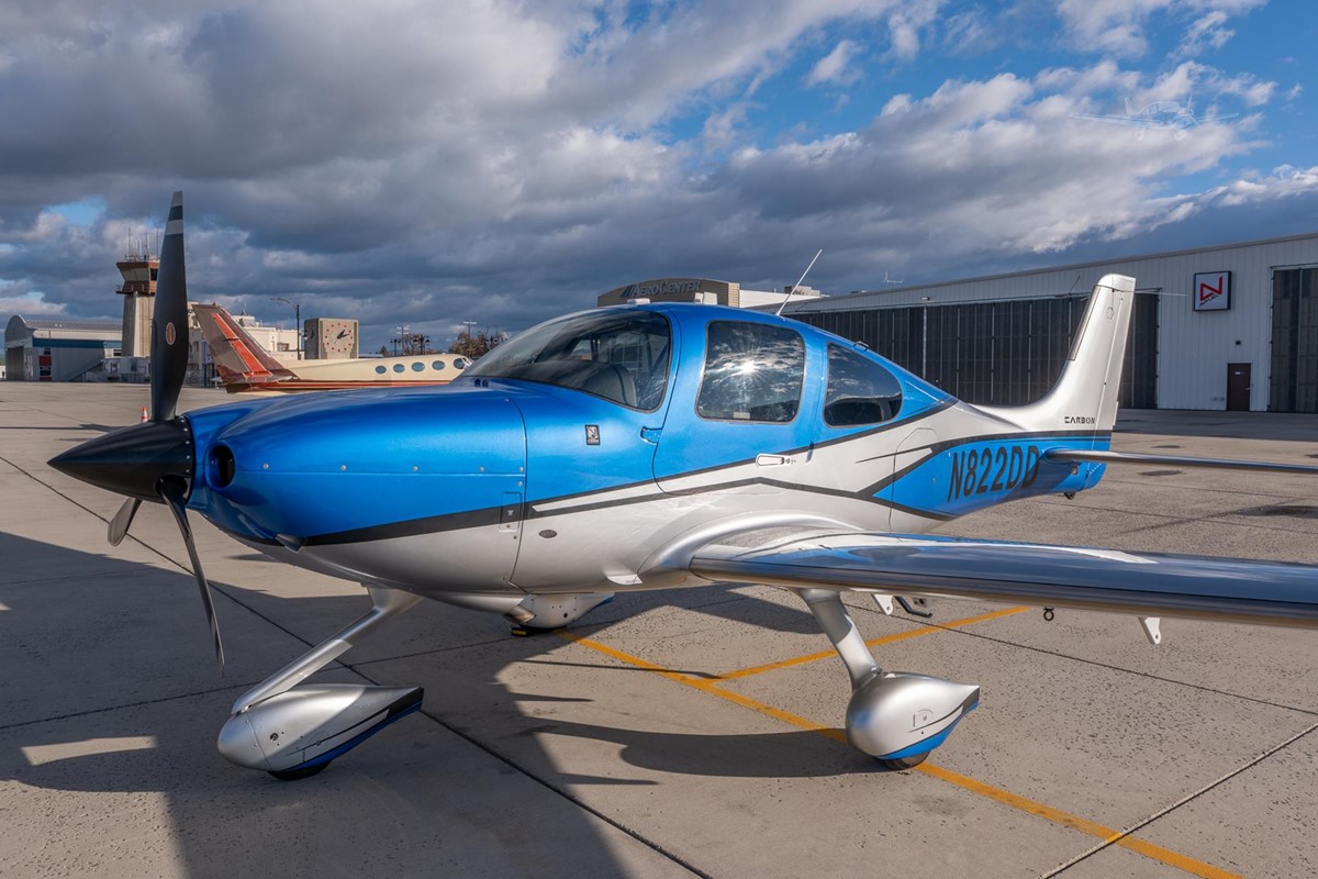 2016 CIRRUS SR22-G5 TURBO — photo 2