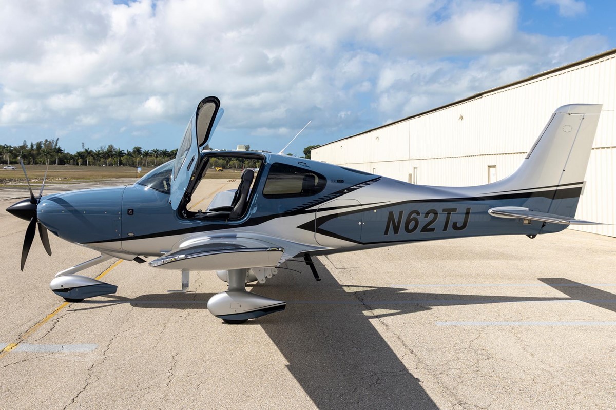 2024 CIRRUS SR22-G7 TURBO — photo 2